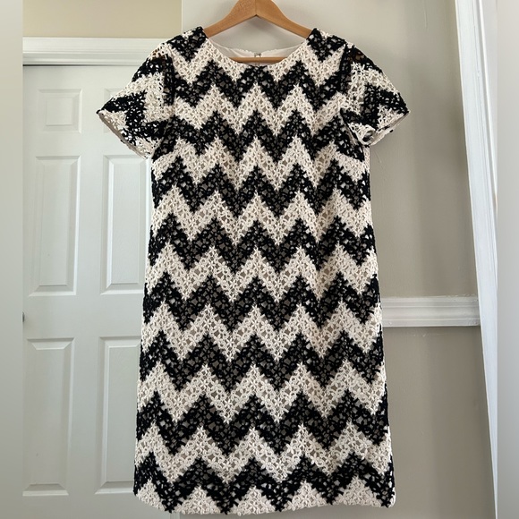 Talbots | Crocheted Overlay Black & White Floral Chevron Dress - Picture 2 of 5